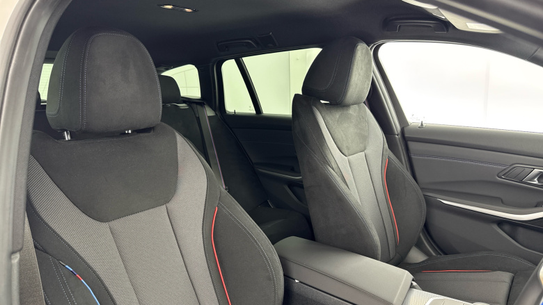 BMW 3 Series 320i M Sport 5dr Step Auto [Pro Pack] Petrol Estate